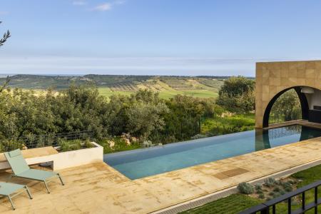 Ville di lusso in Italia con piscina