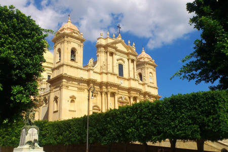 Ville in affitto a Noto